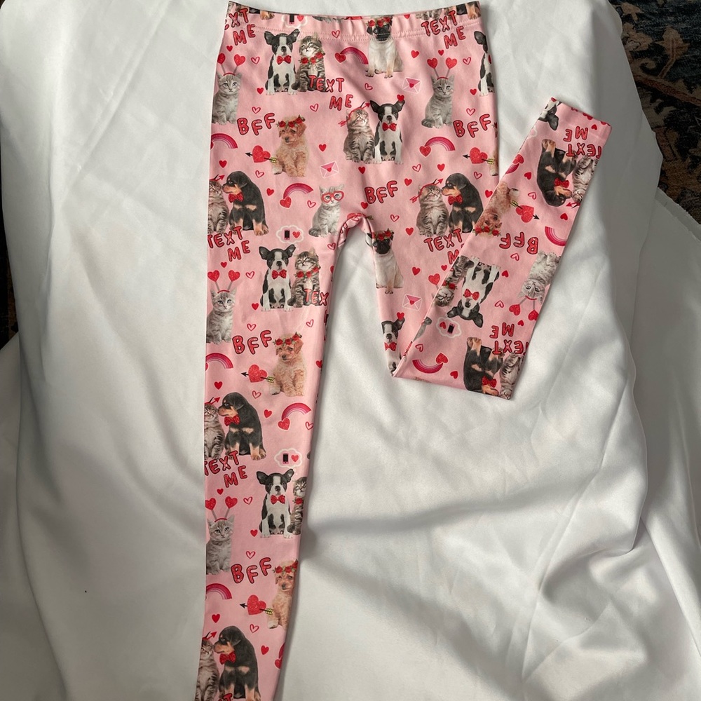 Capelli of New York , Girl size M/L , puppies and hearts legging